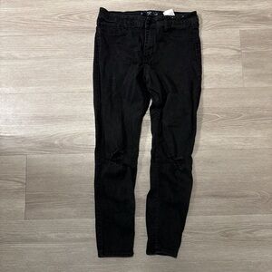 Black Hollister jeans with knee holes
